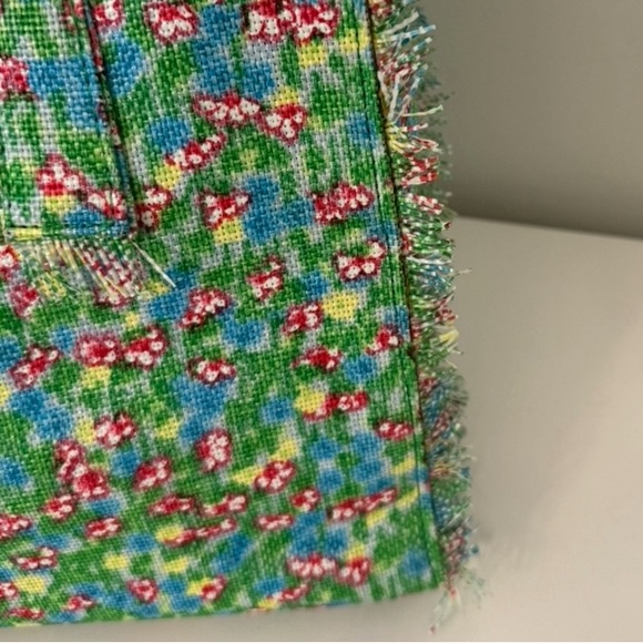 Designer tote - Picture 15 of 16